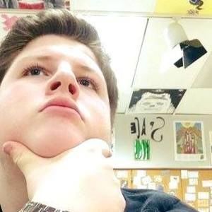 Meet your Posher, Alex